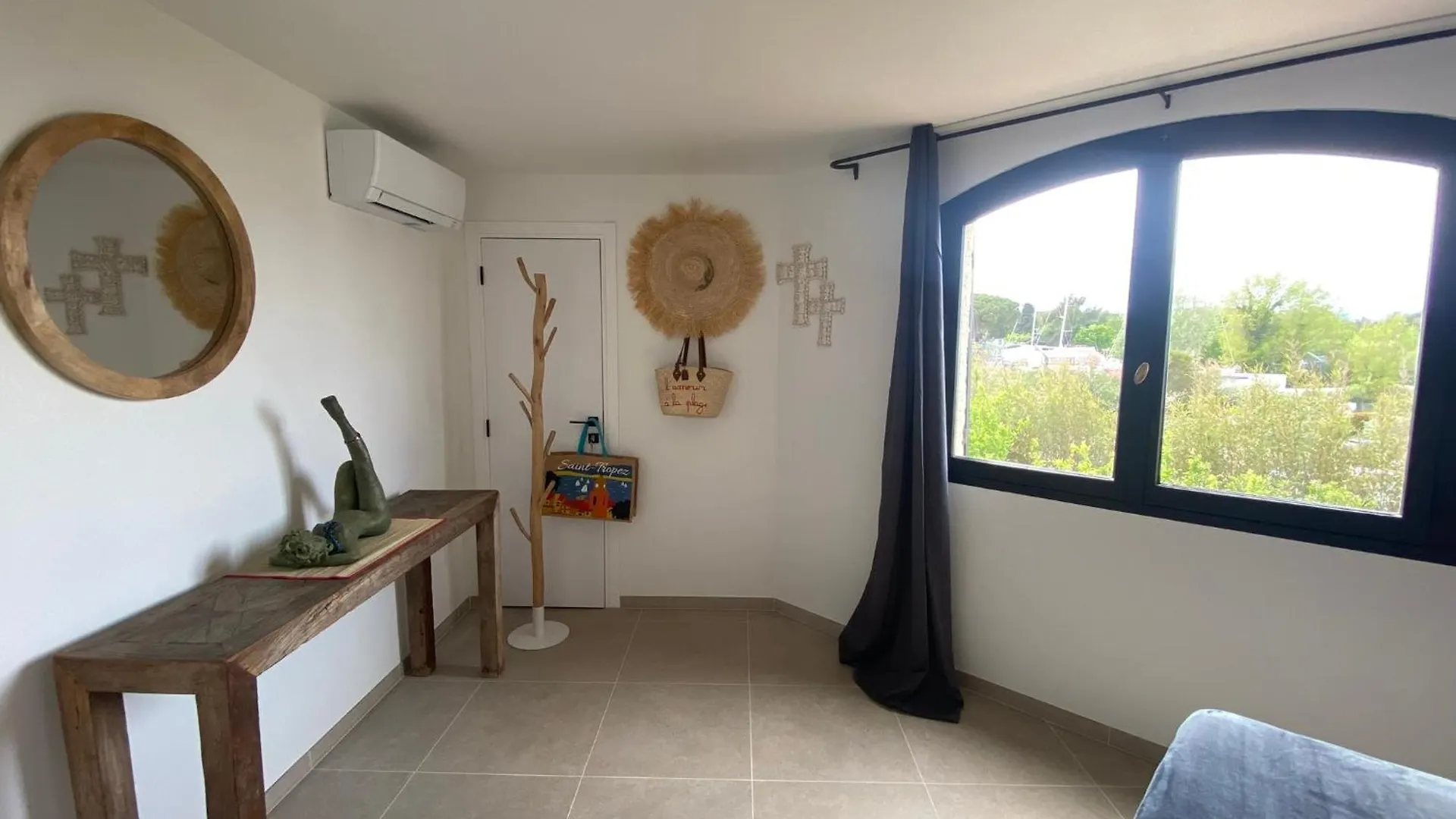 Marinesappartement, Beach Duplex Saint-Tropez Apartment