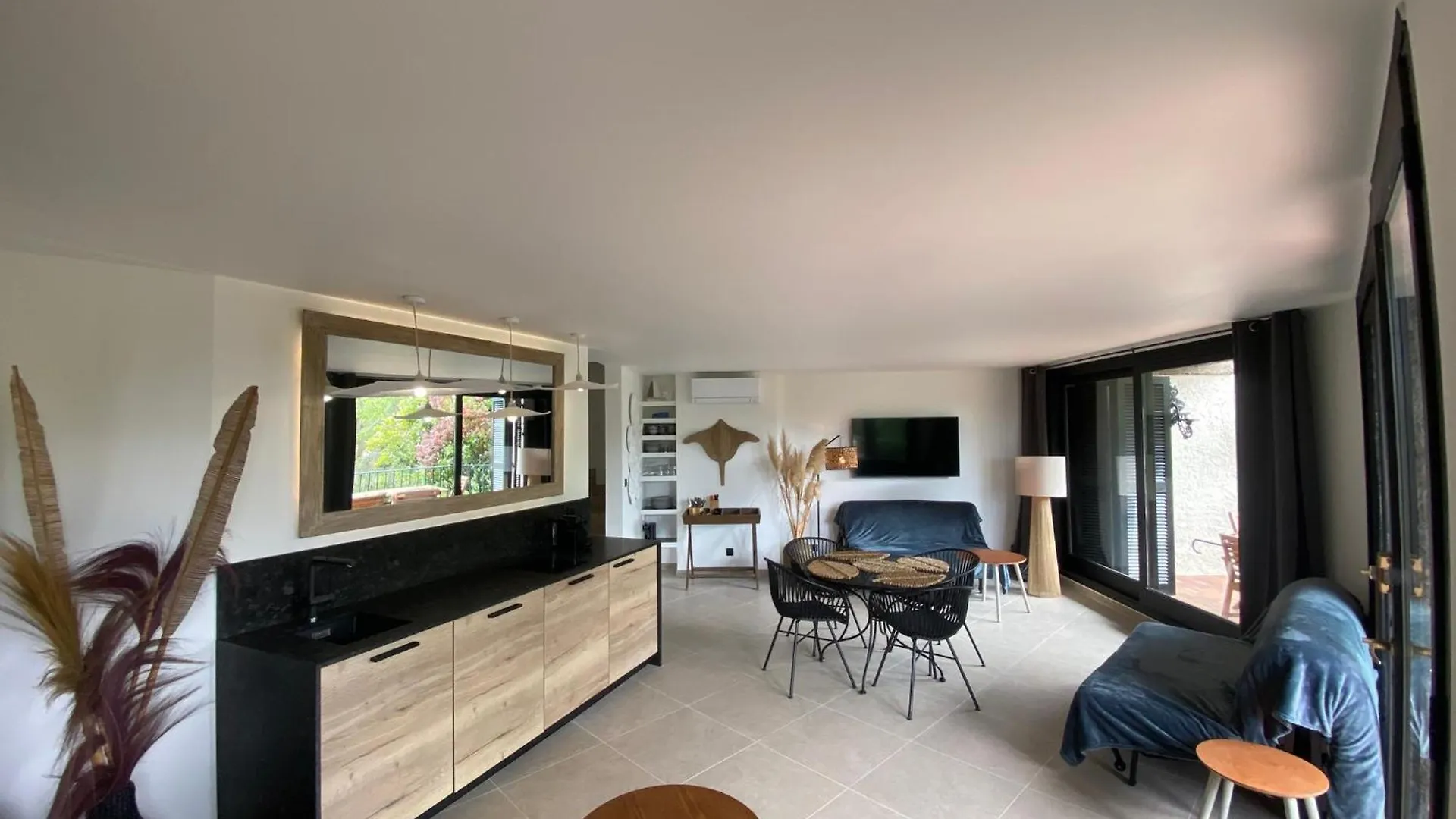 Marinesappartement, Beach Duplex Saint-Tropez
