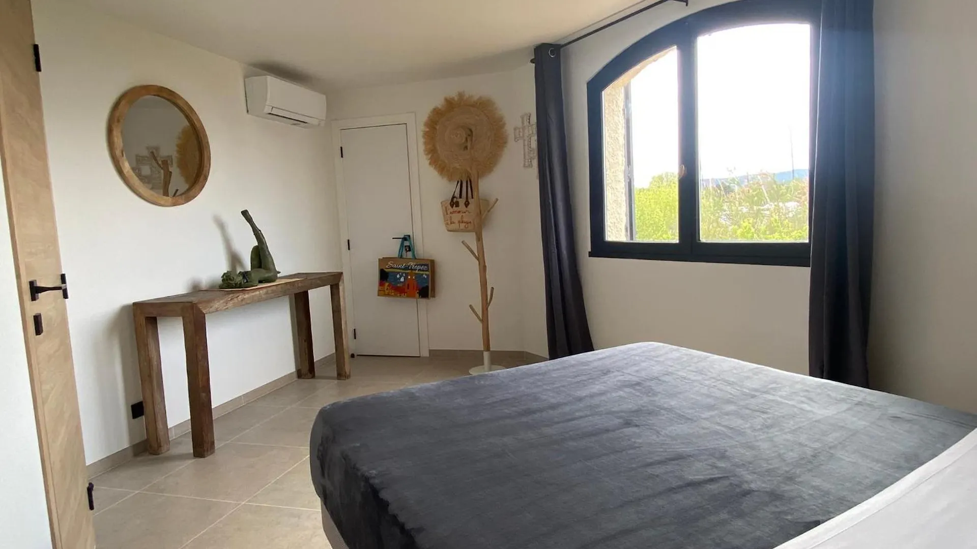 Marinesappartement, Beach Duplex Saint-Tropez